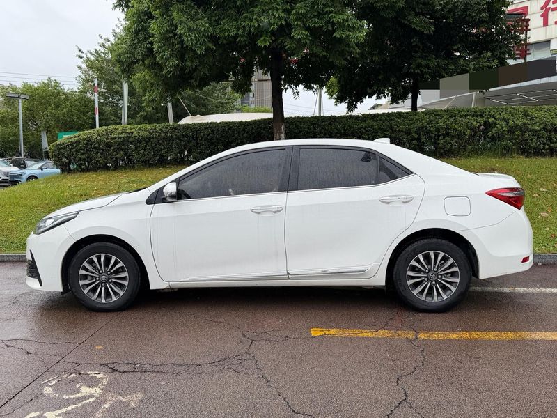 Corolla photo 2