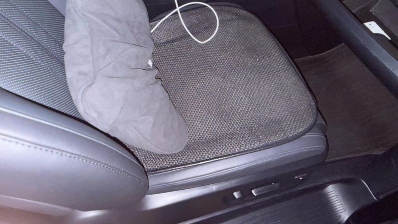 Vellfire photo 3