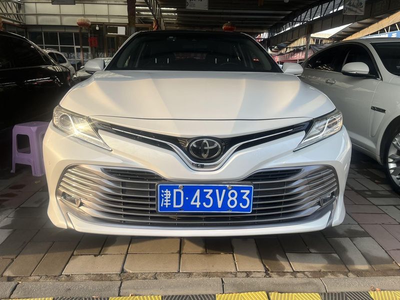 Camry photo 2