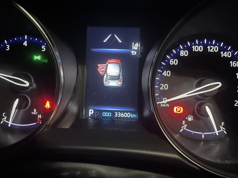 C-HR photo 5