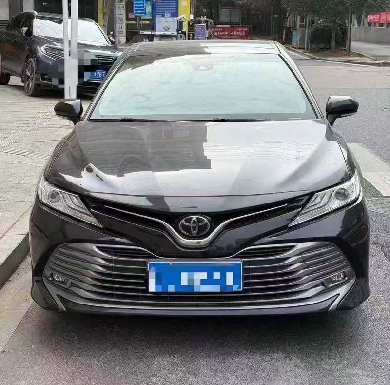 Camry photo 2