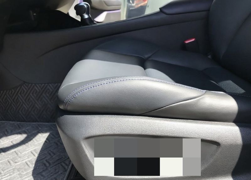 C-HR photo 5