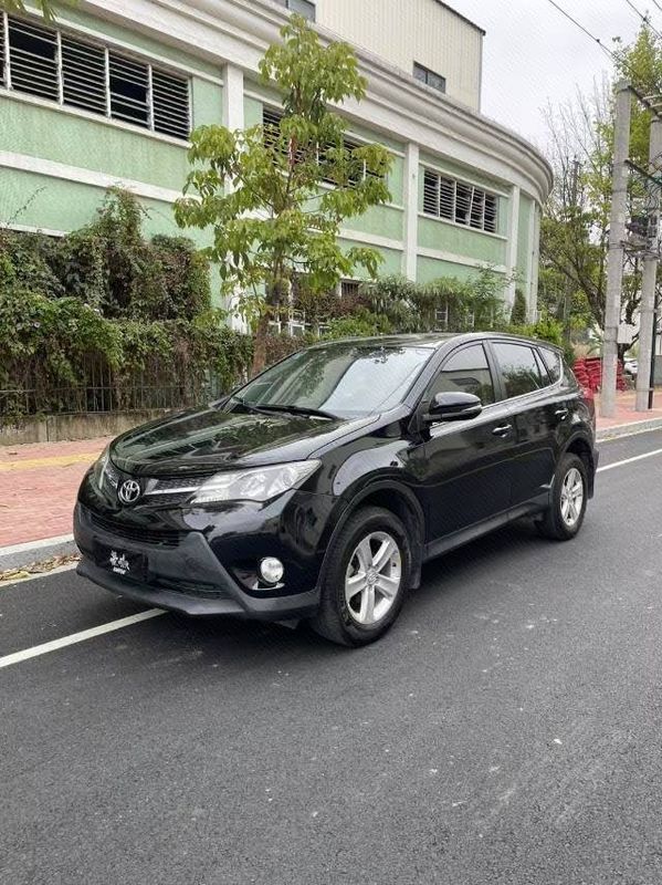 RAV4