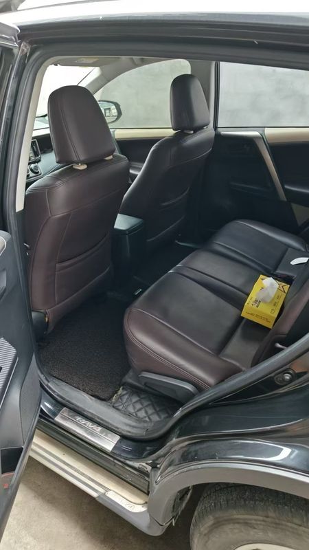 RAV4 photo 4