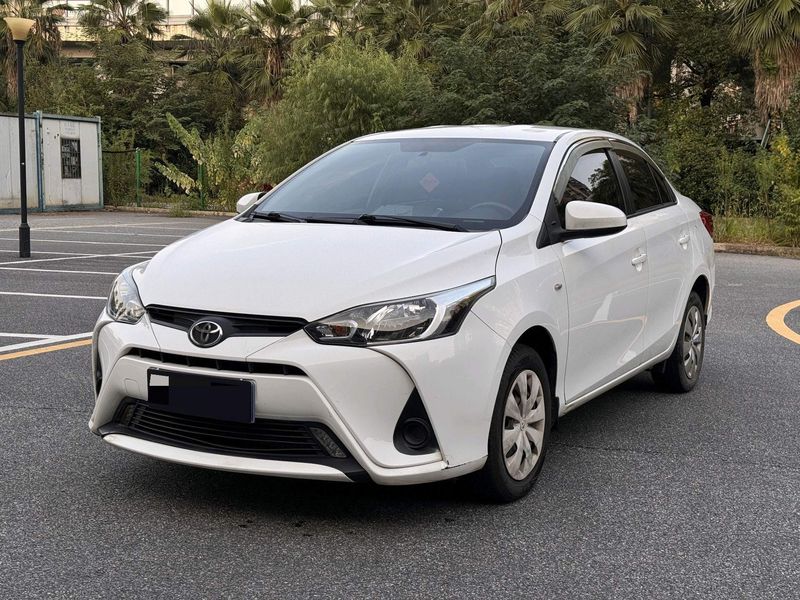 Yaris