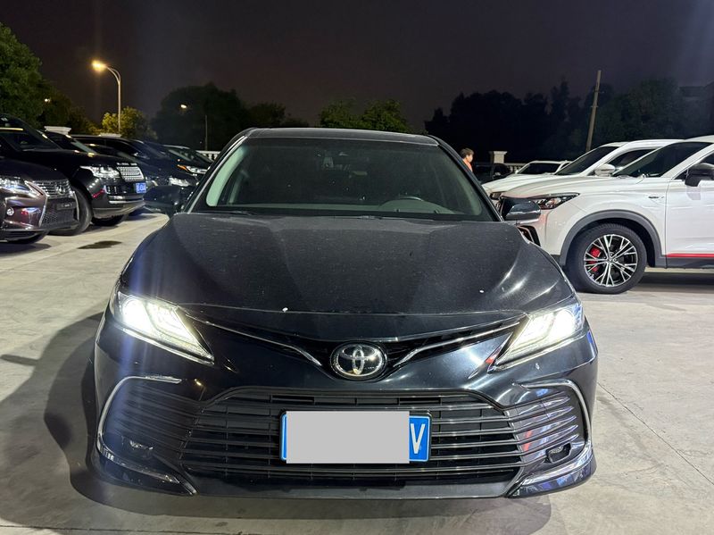Camry photo 2