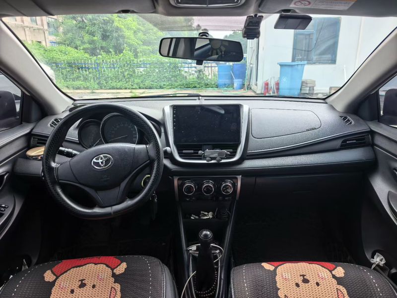 Vios photo 5