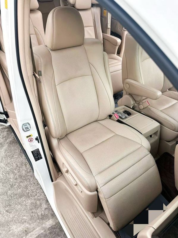 Alphard photo 4