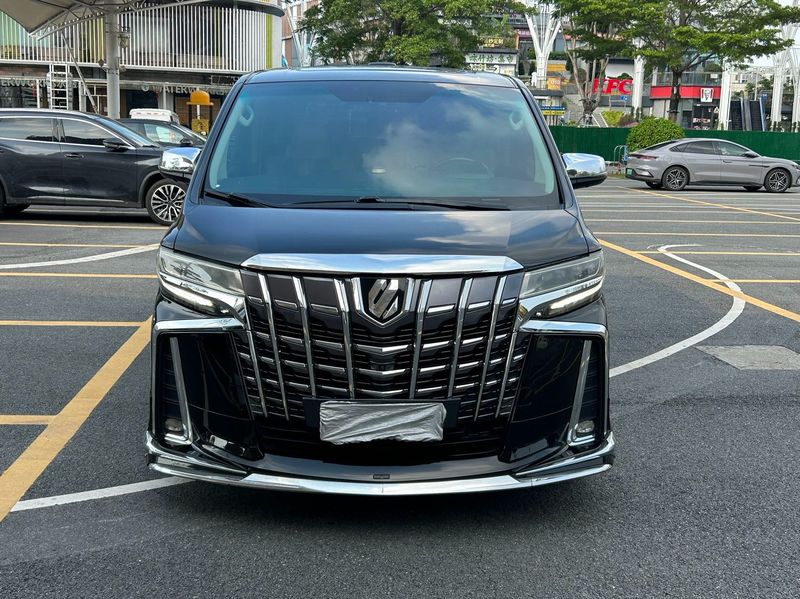 Alphard photo 3