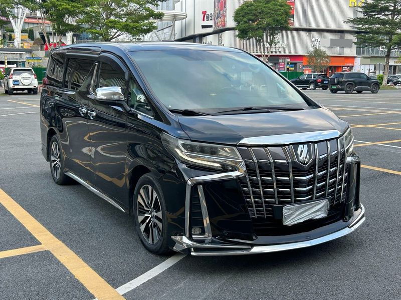 Alphard photo 4
