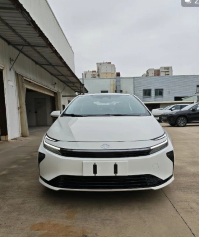 Corolla photo 3