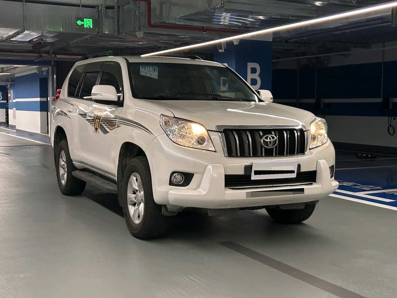 Land Cruiser Prado photo 3