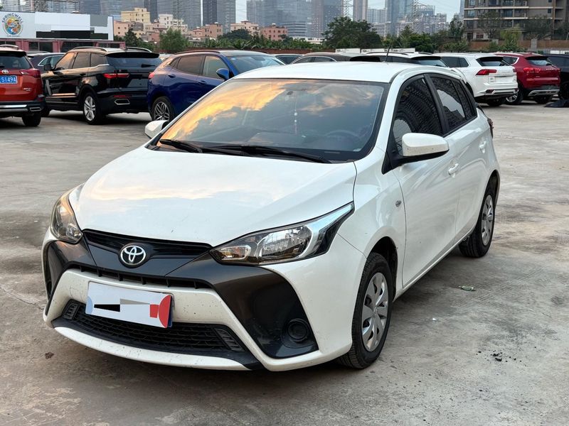 Yaris