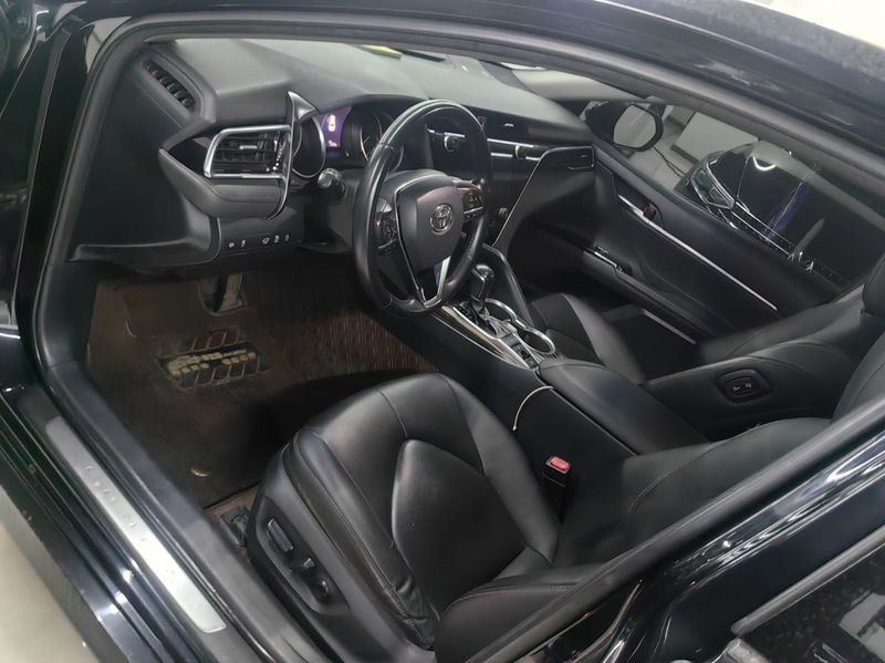 Camry photo 2