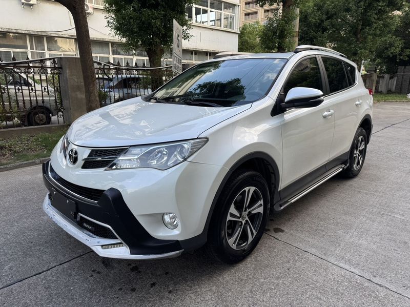 RAV4