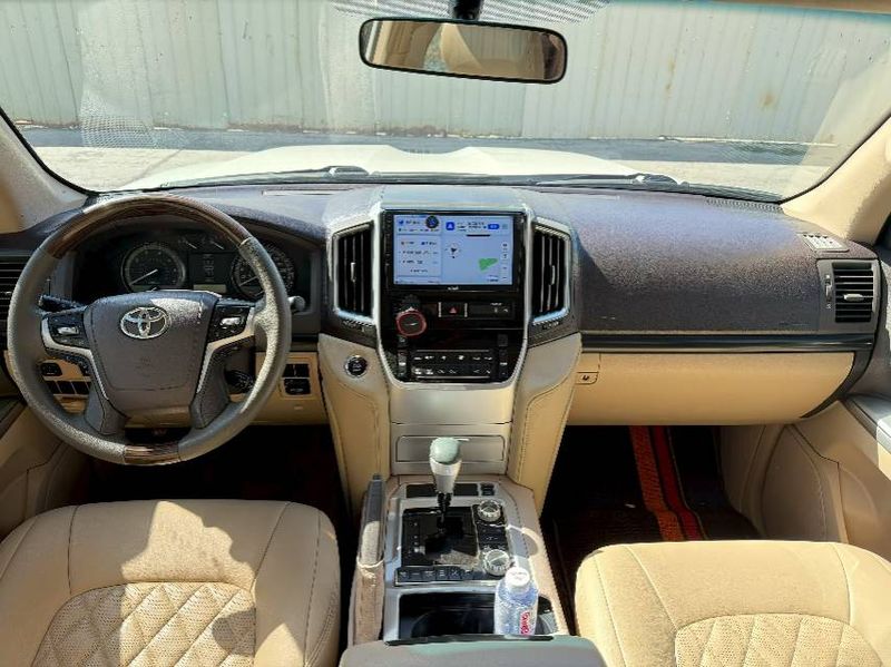 Land Cruiser photo 5