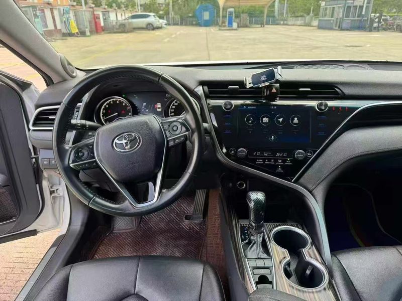 Camry photo 5