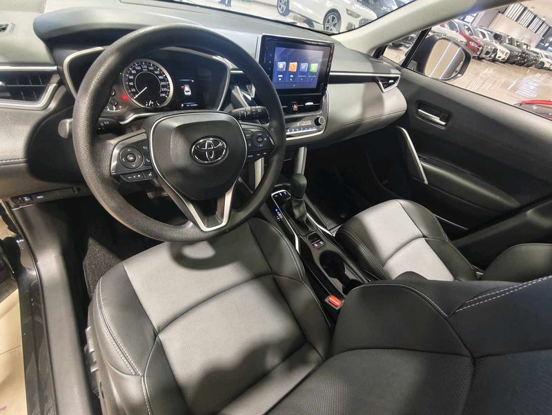 Corolla Cross photo 4