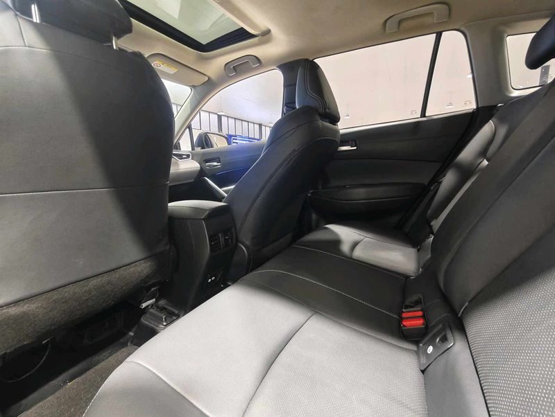 Corolla Cross photo 5