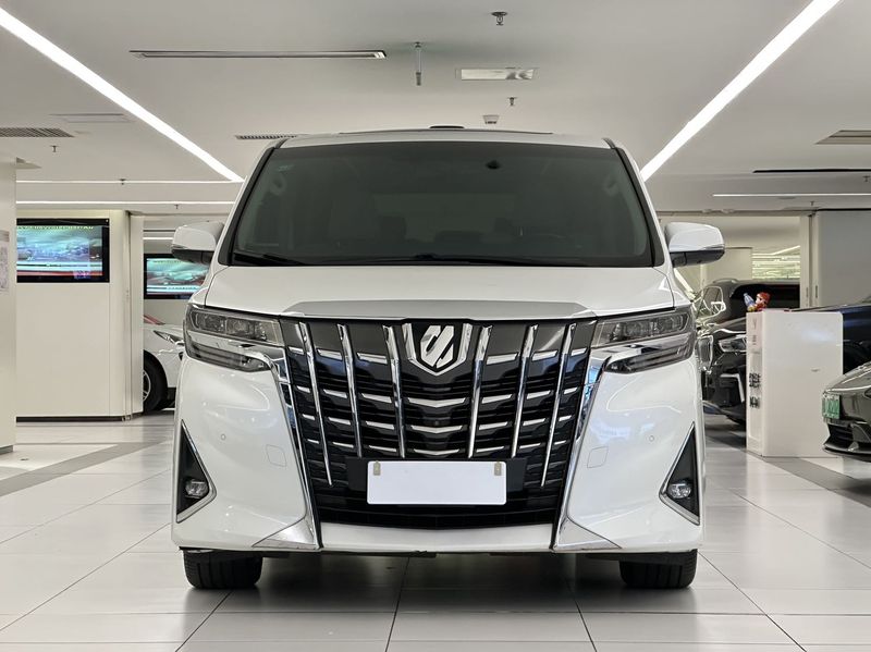Alphard photo 2