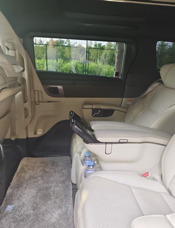 Alphard photo 4
