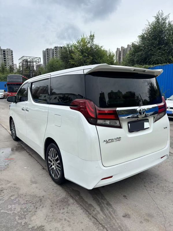 Alphard photo 4