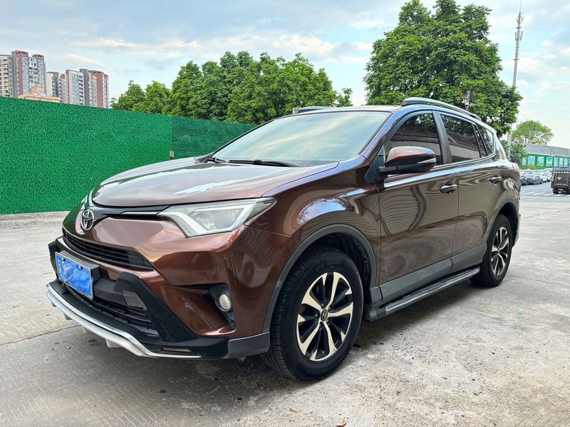 RAV4