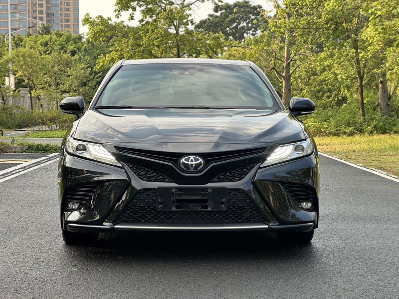Camry photo 2