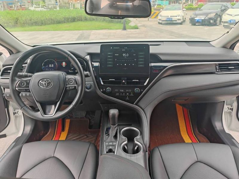 Camry photo 4