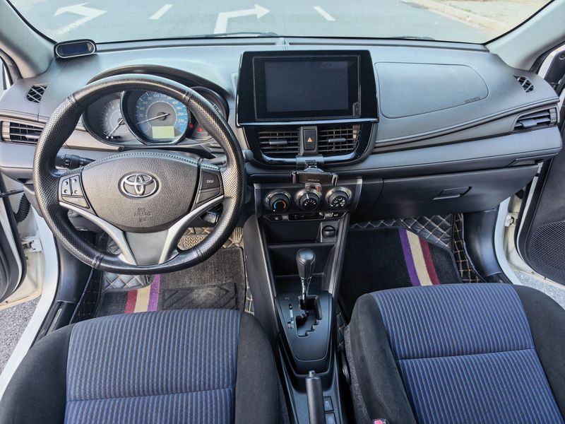 Yaris photo 5