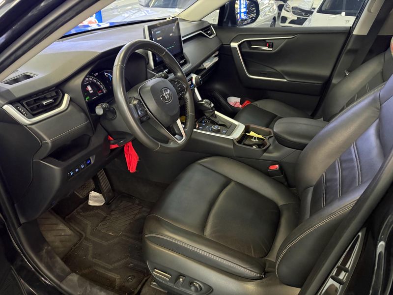RAV4 photo 5