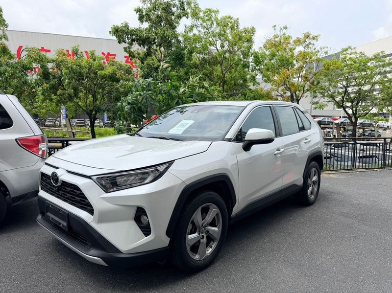RAV4