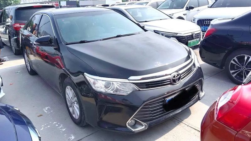 Camry photo 2
