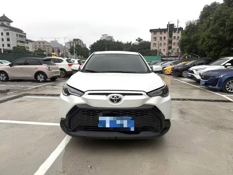 Corolla Cross photo 4
