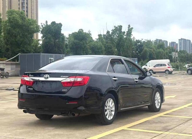 Camry photo 2