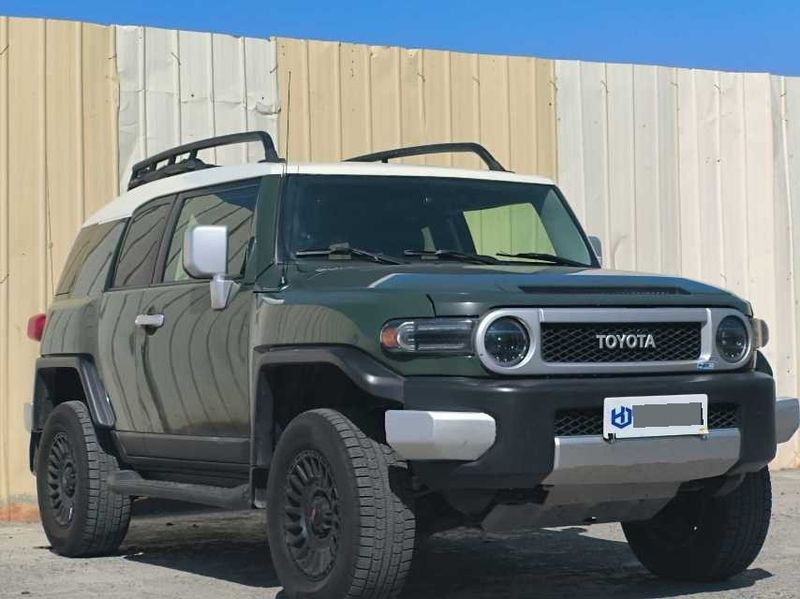 FJ Cruiser photo 3