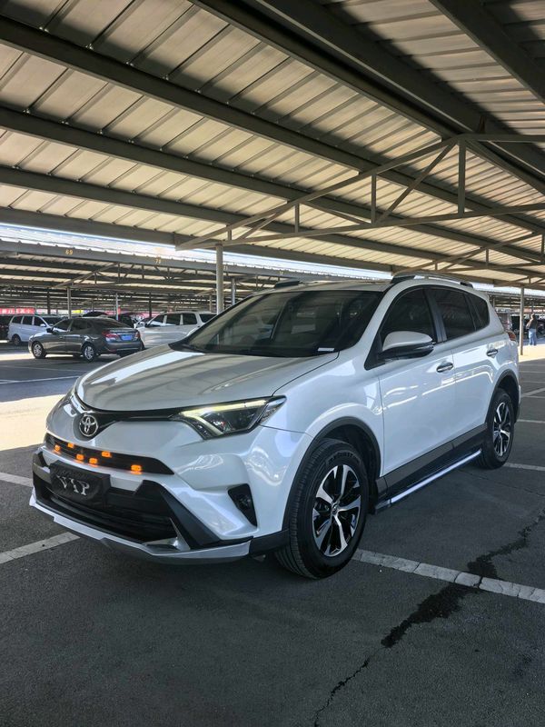 RAV4