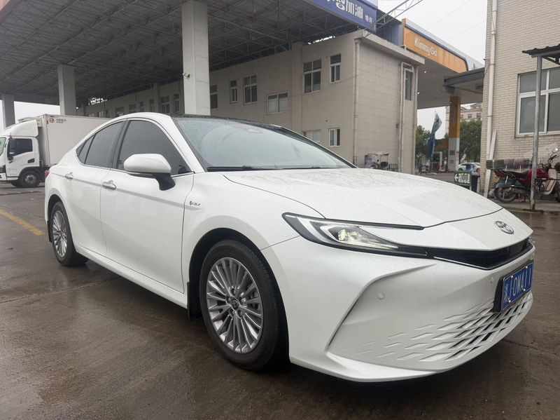 Camry photo 3