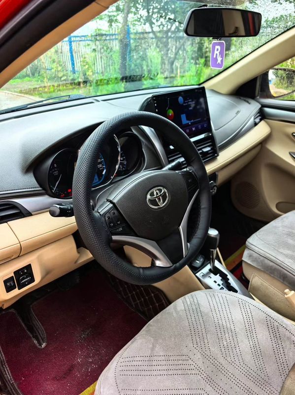 Vios photo 4