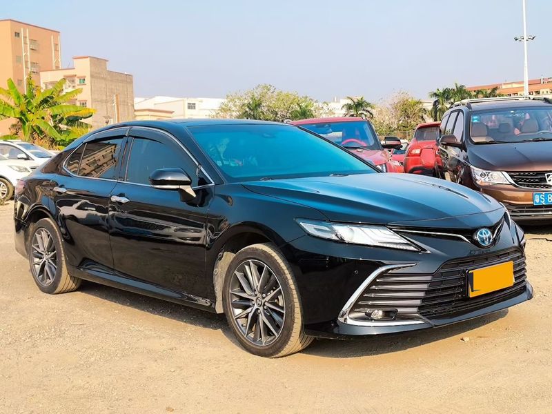 Camry photo 2