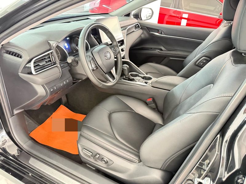 Camry photo 2