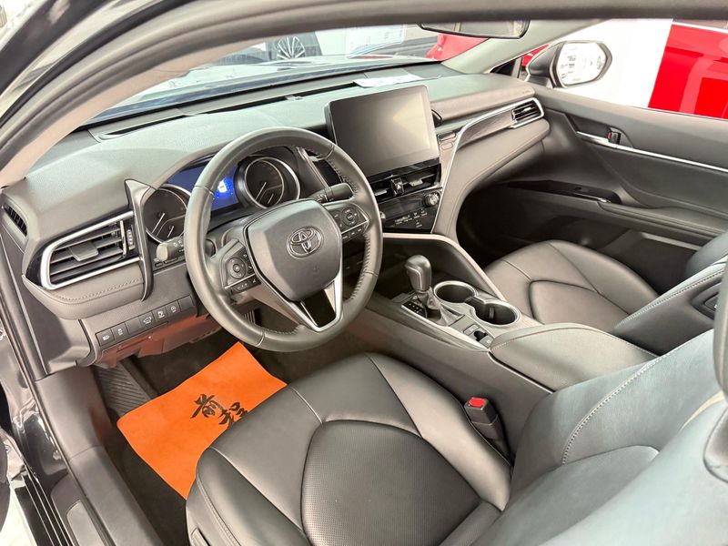 Camry photo 3