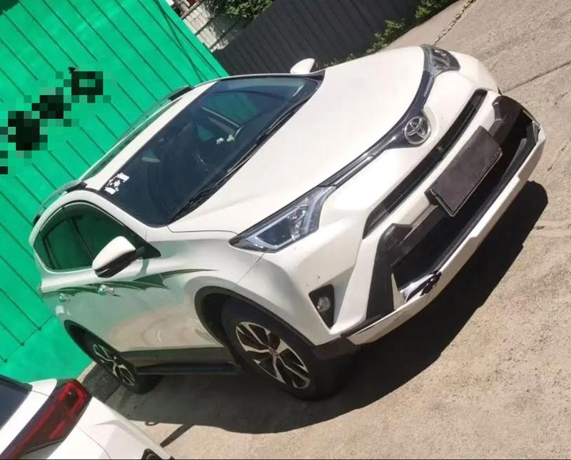 RAV4 photo 4