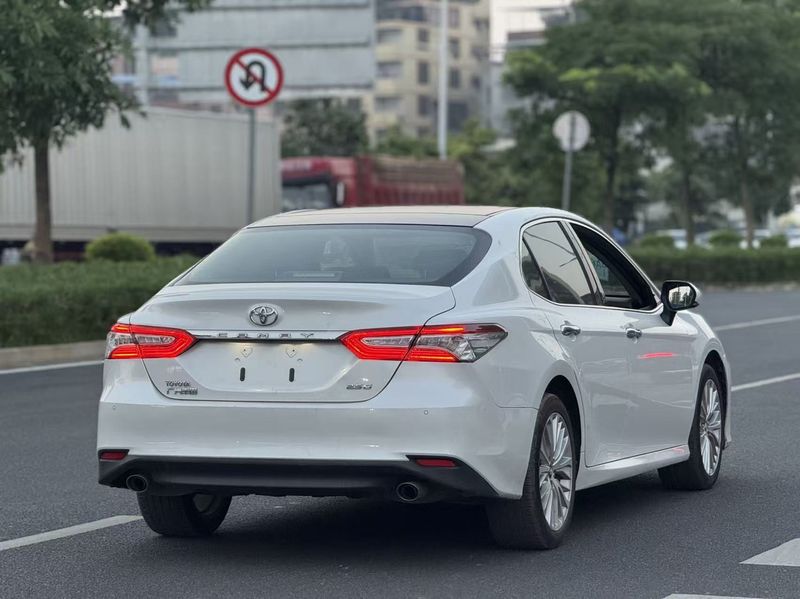 Camry photo 4