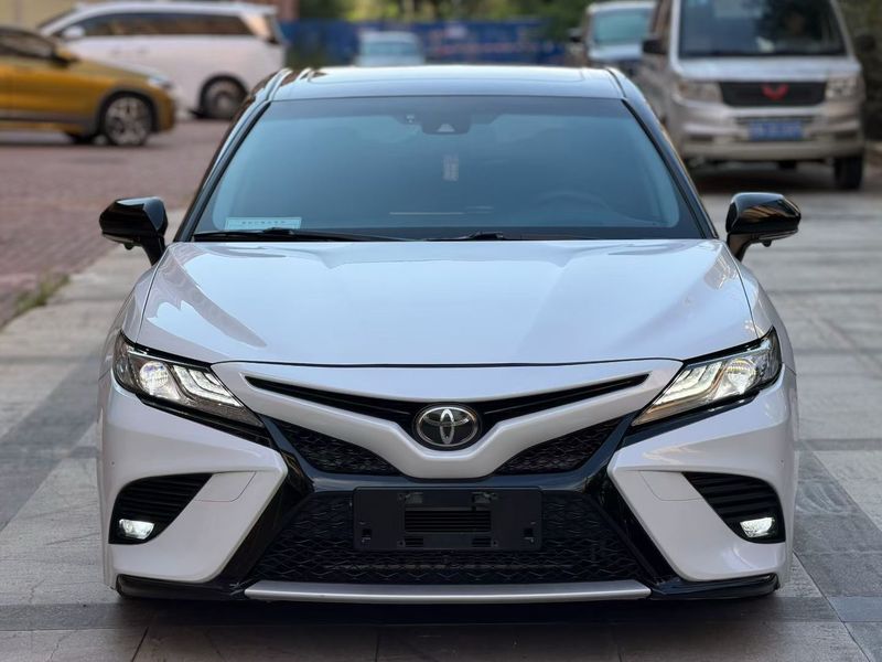 Camry photo 2