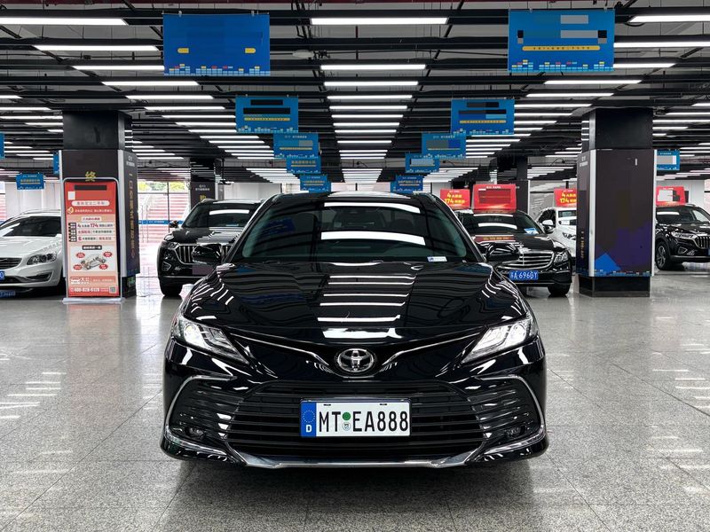 Camry photo 2