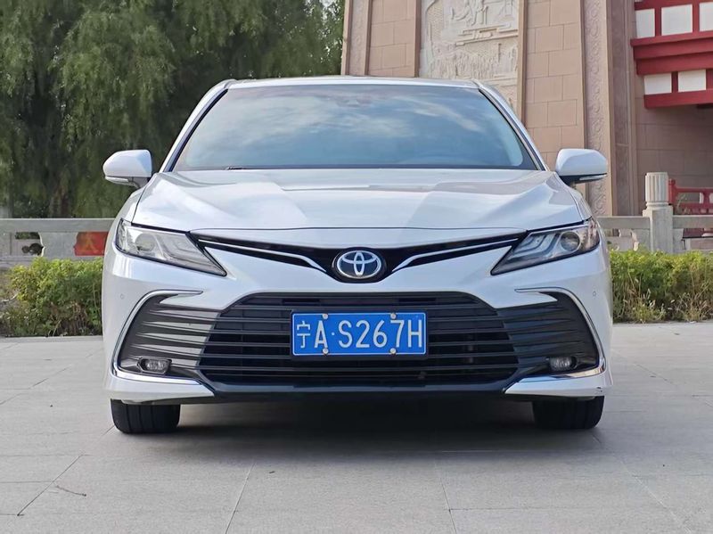 Camry photo 2