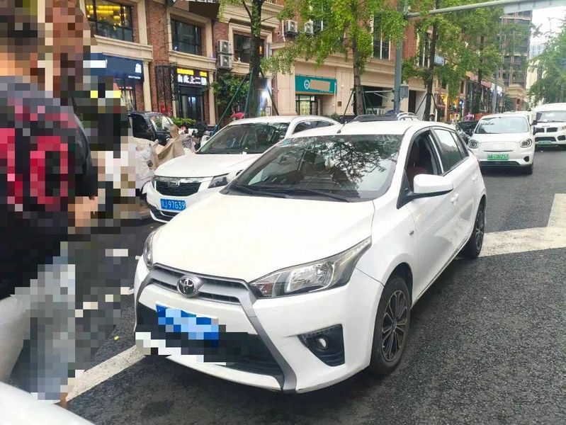 Yaris