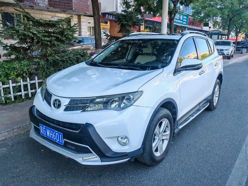 RAV4