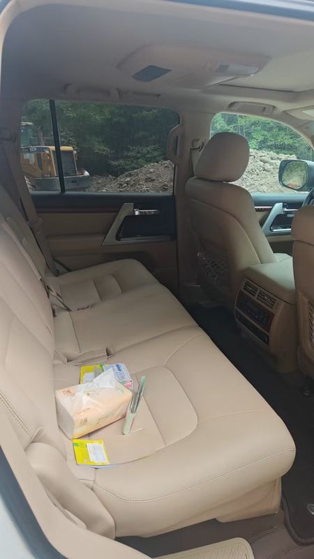 Land Cruiser photo 4